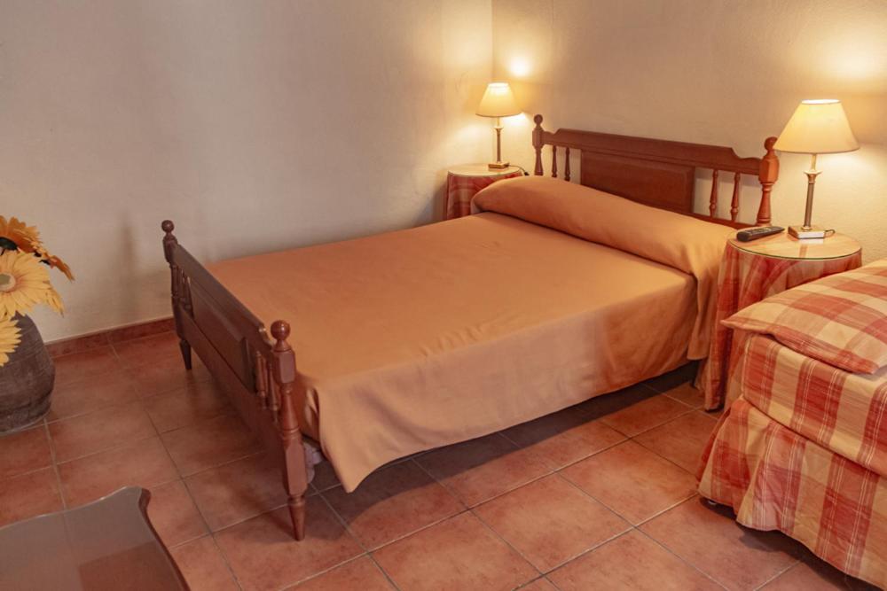 Hotel Tárbena Екстериор снимка