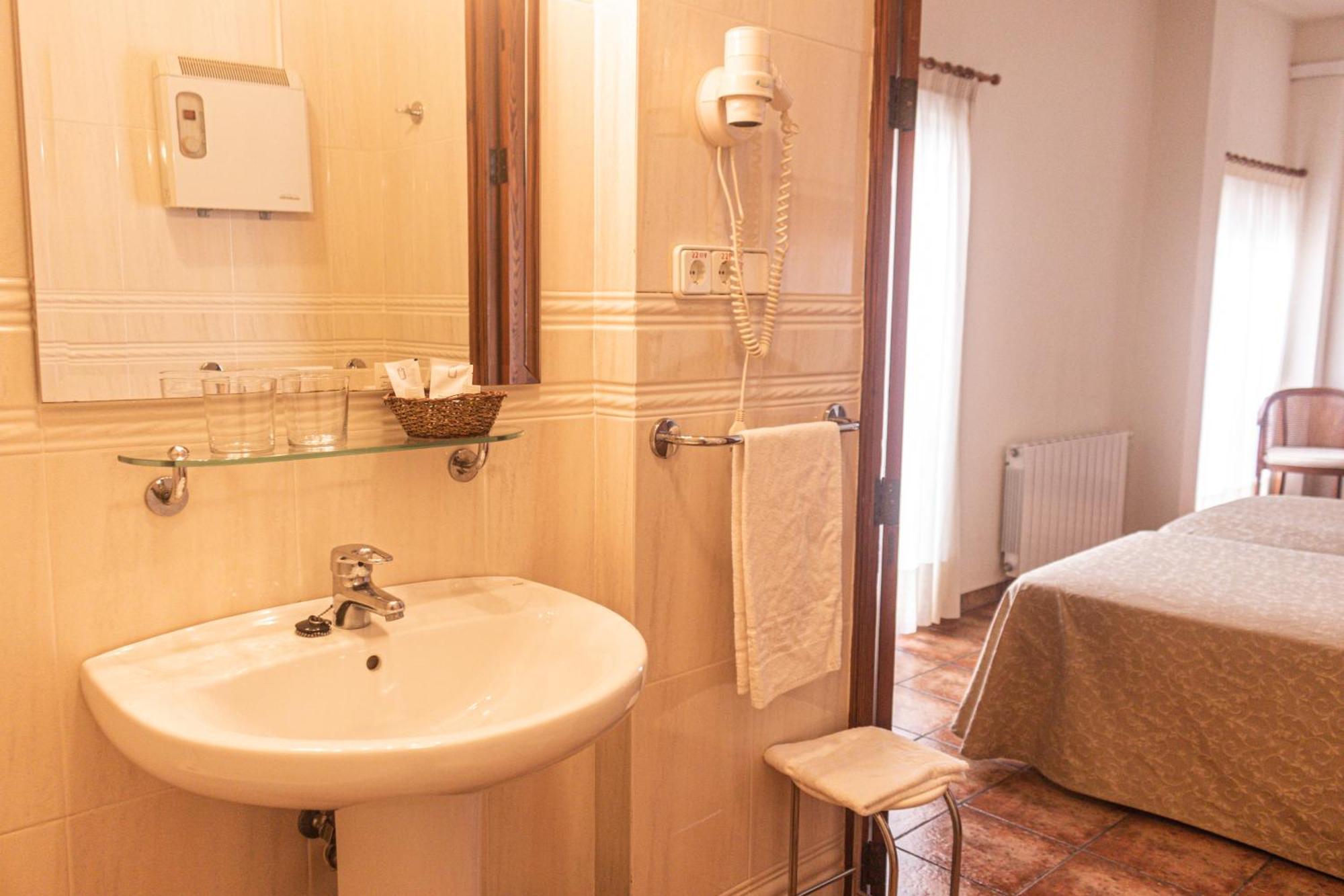 Hotel Tárbena Екстериор снимка